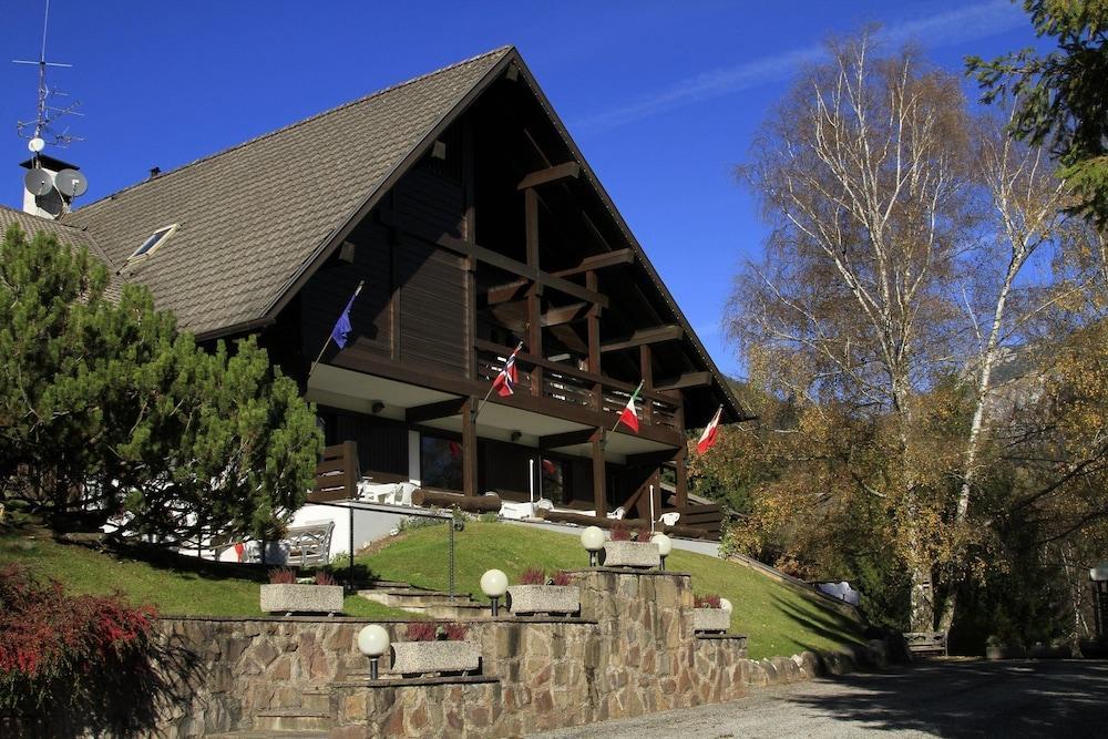 Hotel Panorama Cavalese Buitenkant foto