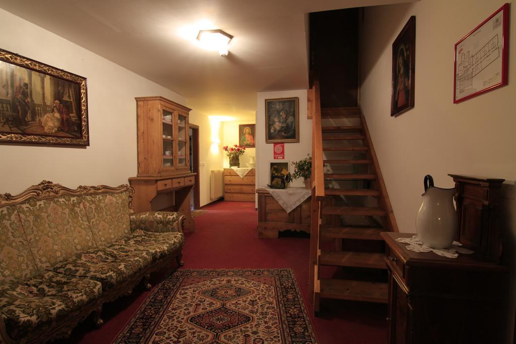 Hotel Panorama Cavalese Buitenkant foto
