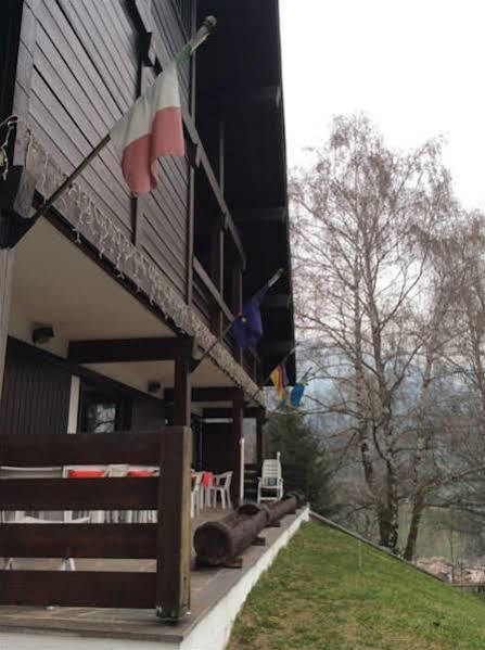 Hotel Panorama Cavalese Buitenkant foto