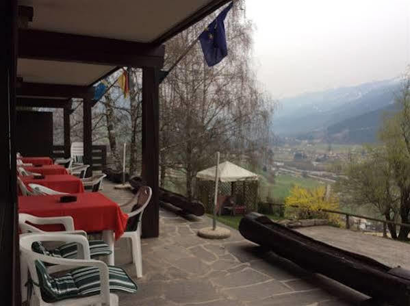 Hotel Panorama Cavalese Buitenkant foto